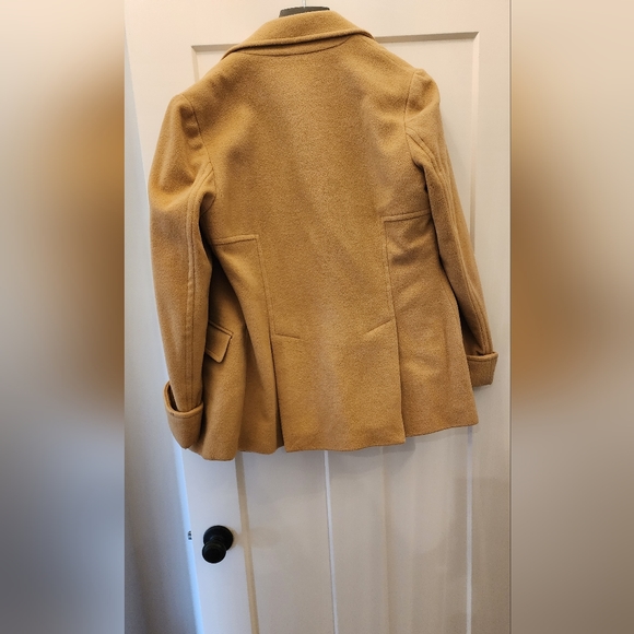 Khaki coat - Picture 3 of 3